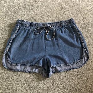 Denim elastic shorts Lovestitch